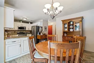 27 Evelyn Ct, Manorville, NY 11949 - Photo 12