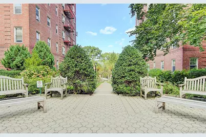 77-35 113th Street #2N, Forest Hills, NY 11375 - Photo 36