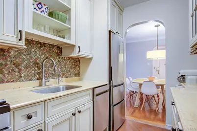 77-35 113th Street #2N, Forest Hills, NY 11375 - Photo 14