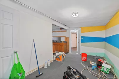 72-07 73 Street, Glendale, NY 11385 - Photo 38