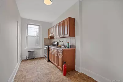 72-07 73 Street, Glendale, NY 11385 - Photo 42