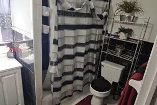 204-06 109th Ave, Hollis, NY 11412 - Photo 8