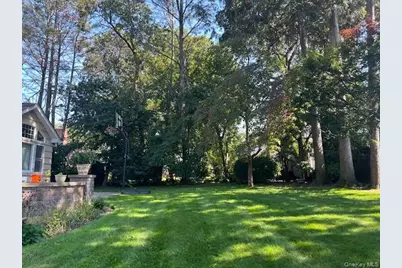 2 Sunset Lane, Garden City, NY 11530 - Photo 20