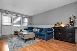 7a Hemlock Dr, Bay Shore, NY 11706 - Photo 6