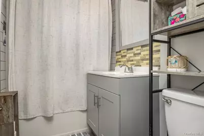 7A Hemlock Drive #65, Bay Shore, NY 11706 - Photo 8