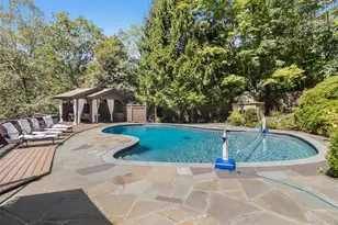 12 Logging Rd, Katonah, NY 10536 - Photo 28