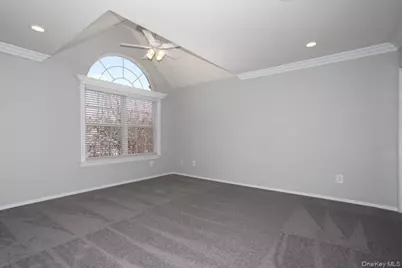 74 Overlook Drive #74, Farmingville, NY 11738 - Photo 12