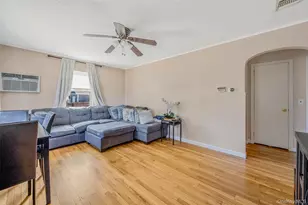 1454 E Forks Rd, Bay Shore, NY 11706 - Photo 6