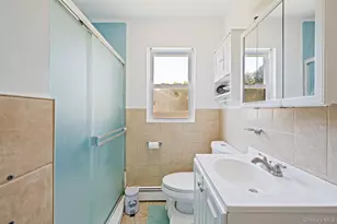 1454 E Forks Rd, Bay Shore, NY 11706 - Photo 18