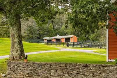 121-125 Butts Hollow Road, Millbrook, NY 12545 - Photo 26