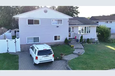 58 Narcissus Avenue, Hicksville, NY 11801 - Photo 2