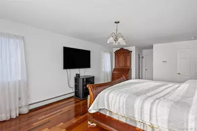 170 McKinley Avenue, Franklin Square, NY 11010 - Photo 20