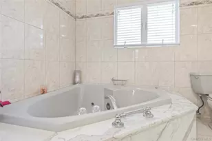 170 McKinley Ave, Franklin Square, NY 11010 - Photo 22