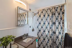 86 Ackerly Ln, Ronkonkoma, NY 11779 - Photo 14