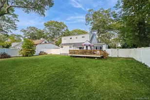 86 Ackerly Ln, Ronkonkoma, NY 11779 - Photo 18