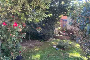 64-17 70th St, Middle Village, NY 11379 - Photo 34