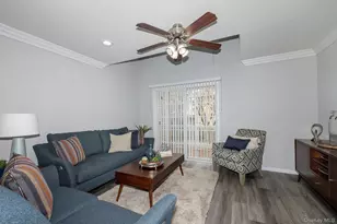 34 Pinnacle Dr, Port Jefferson, NY 11777 - Photo 4