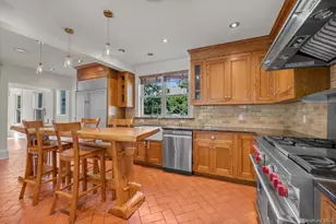 182 Berry Hill Rd, Syosset, NY 11791 - Photo 12