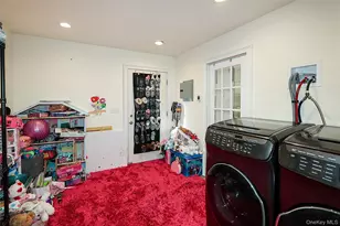 5 Bristol St, Huntington, NY 11743 - Photo 18