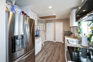 5 Bristol St, Huntington, NY 11743 - Photo 10