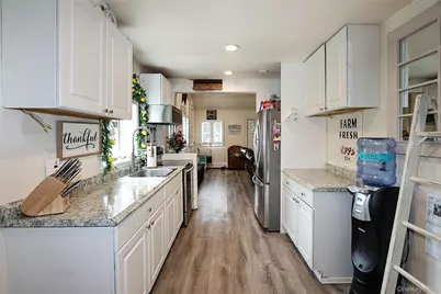 5 Bristol Street, Huntington, NY 11743 - Photo 12