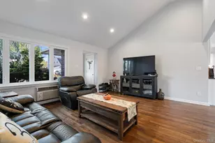 68 Thorne Ave, Massapequa, NY 11758 - Photo 10