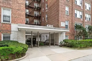4320 E Van Cortlandt Park E, Bronx, NY 10470 - Photo 2