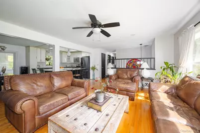 22 Lenart Place, Hopewell Junction, NY 12533 - Photo 8