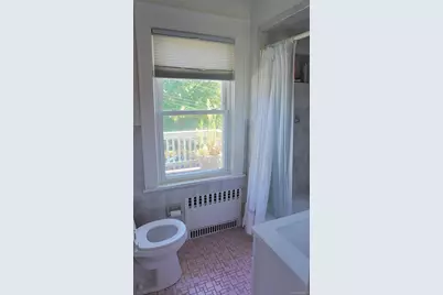 20 Pelhamside Drive, New Rochelle, NY 10801 - Photo 14