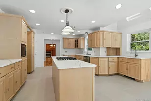 19 Friendship Ln, Red Hook, NY 12571 - Photo 10