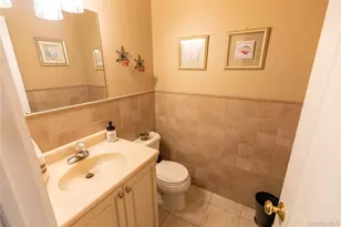 26 Kearney Ave, Bethpage, NY 11714 - Photo 16