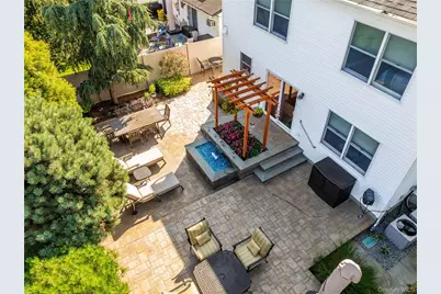 26 Kearney Avenue, Bethpage, NY 11714 - Photo 32