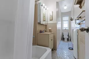 110-34 73rd Rd, Forest Hills, NY 11375 - Photo 18