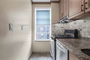 110-34 73rd Rd, Forest Hills, NY 11375 - Photo 14