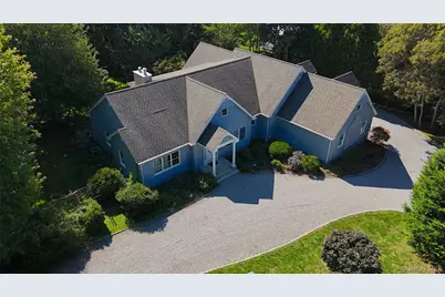 71 Sebonac Inlet Road, Southampton, NY 11968 - Photo 2