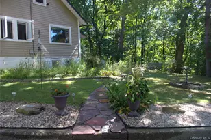 1824 Seabury Pl, Peekskill, NY 10566 - Photo 8