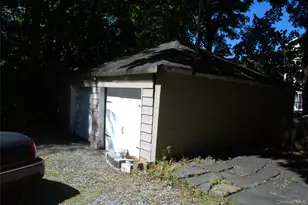 1824 Seabury Pl, Peekskill, NY 10566 - Photo 10