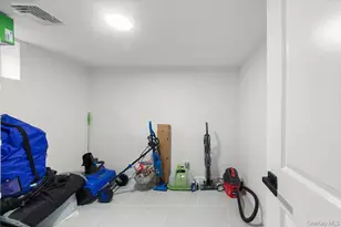 175 Edgepark Rd, White Plains, NY 10603 - Photo 30