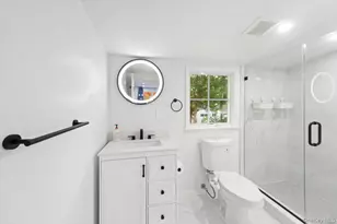 175 Edgepark Rd, White Plains, NY 10603 - Photo 14