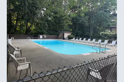 10 Oakwood Terrace #65, New Windsor, NY 12553 - Photo 4