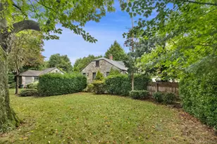 530 Jerusalem Ave, Hicksville, NY 11801 - Photo 2