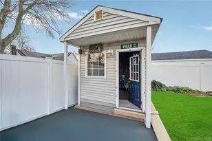 22 Herman Ave, North Babylon, NY 11703 - Photo 24