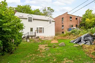 2430 Morgan Ave, Bronx, NY 10469 - Photo 34