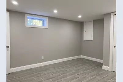 154 Charter Oaks, Brentwood, NY 11717 - Photo 22