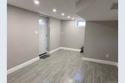 154 Charter Oaks, Brentwood, NY 11717 - Photo 28