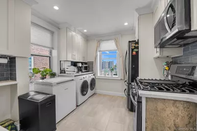 211-40 18 Avenue #4B, Flushing, NY 11360 - Photo 6