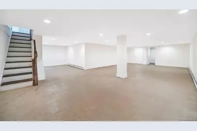 109 Oakside Drive, Smithtown, NY 11787 - Photo 26