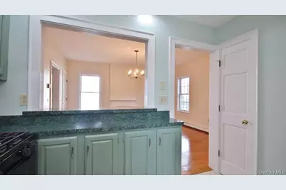 40 Broad Street, Fishkill, NY 12524 - Photo 12