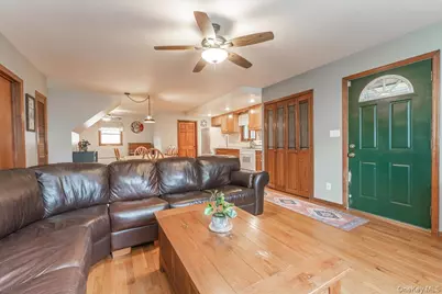 17 Alden Park #17, Bronx, NY 10465 - Photo 2