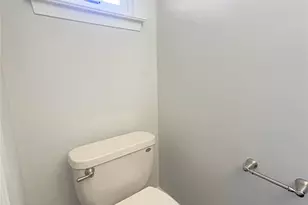 371 Pennsylvania Ave, Mineola, NY 11501 - Photo 10